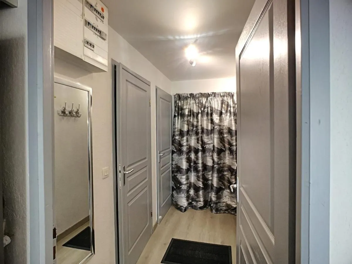 Charmant 3 Pieces Renove, Ski Aux Pieds, Balcon Sud, 6 Pers. - Les Bruyeres, Res. Valmonts, 3 Flocons Or - Fr-1-178-322 Сен-Мартен-де-Бельвиль 0*,  Франция